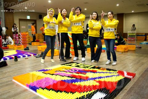 KT olleh/ MF 8기 파이널라운드 도미노프로그램 2011.01 사진 3