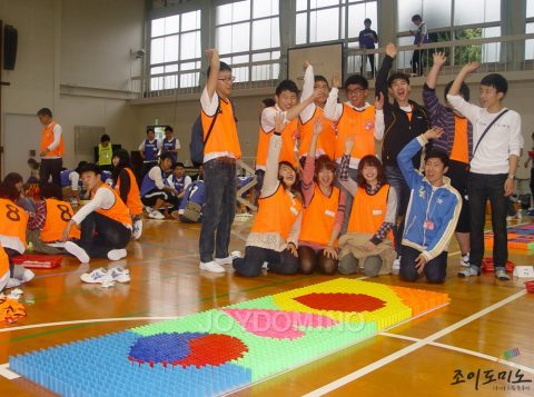 한일 학생 국제 교류 행사(일본 큐슈)도미노 대회  2011.11 사진 2