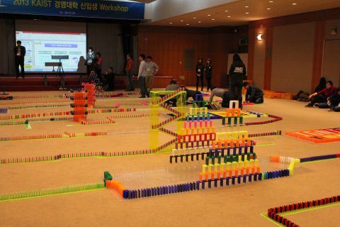 KAIST 경영대학 신입 WORKSHOP 2013 -1 소통활성화 도미노 사진 12