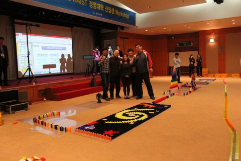 KAIST 경영대학 신입 WORKSHOP 2013 -1 소통활성화 도미노 사진 13