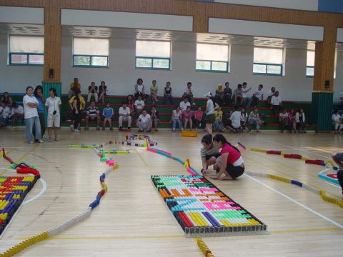 2005 국제 청소년 캠프 한마음 도미노 행사 (2) 사진 5